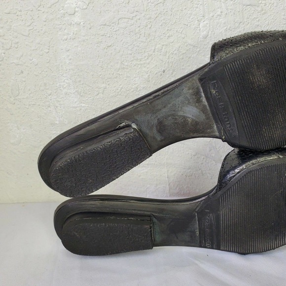 NARCISO RODRIGUEZ Mules Womens Size 7 US Snake Leather Pointy Toee Flat Shoes - Picture 10 of 12